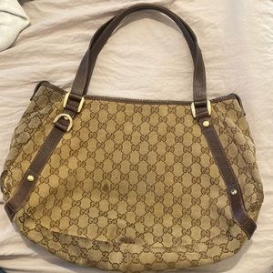 100% authentic Gucci bag
